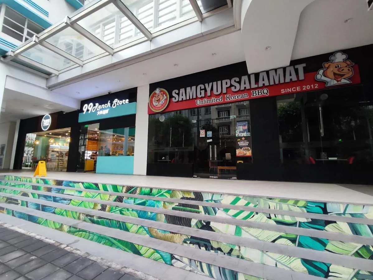 Affordable Two Palmtree Villas Near Naia3 Newport Boulevard Pasay City