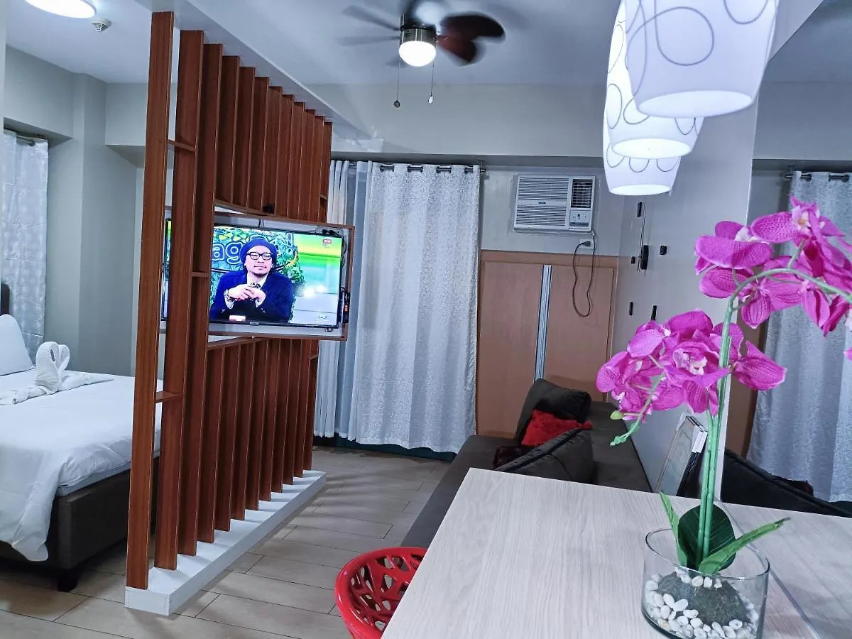 Aparthotel Affordable Two Palmtree Villas Near Naia3 Newport Boulevard Pasay City